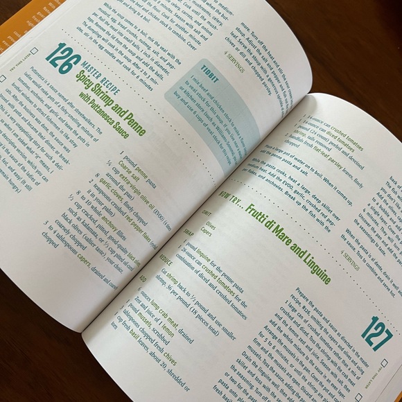 Rachel Ray 365 No Repeats. Like New - Picture 3 of 3